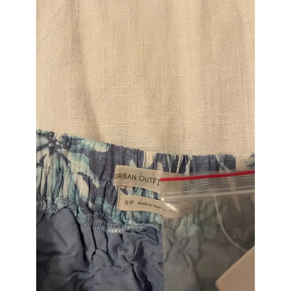 NWT Urban Outfitters Tropical Mini Skirt blue small - Picture 4 of 6